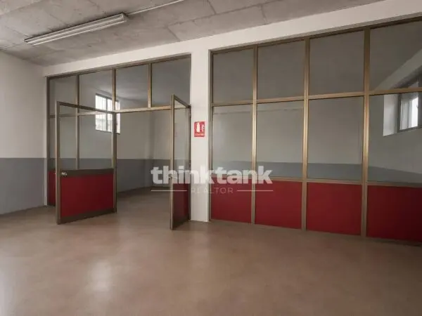 Immagine per Locale Commerciale in vendita a Catania VIA CANFORA 