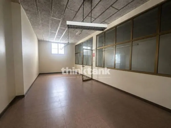 Locale Commerciale via Canfora, Catania