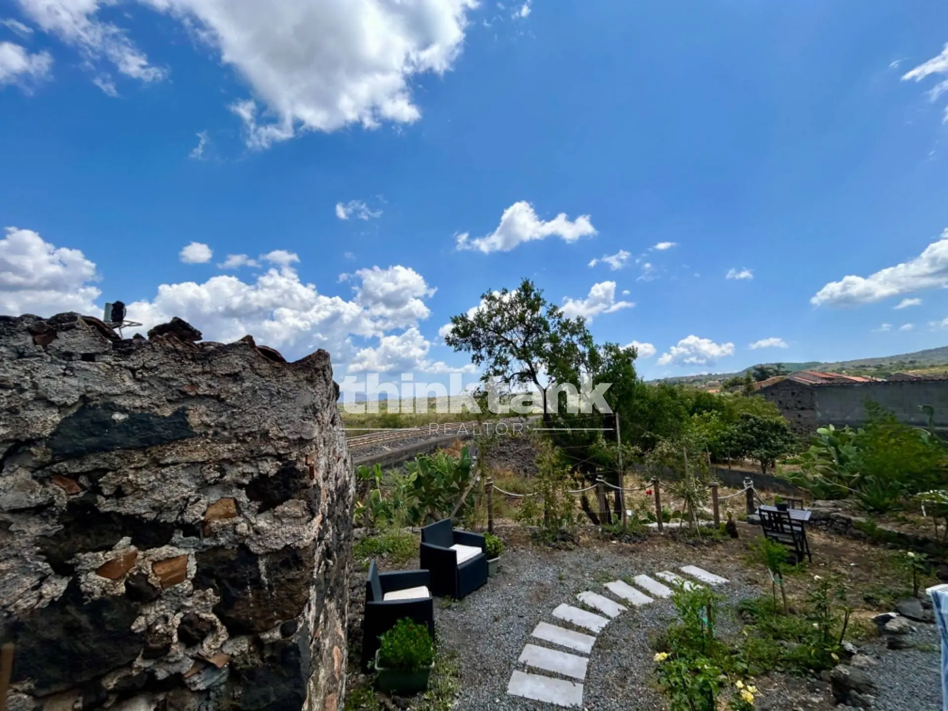 Immagine per Rustico/Casale in vendita a Castiglione di Sicilia Viale Regina Margherita 