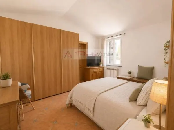 Villa via, Pietrasanta