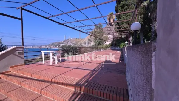Appartamento via Nazionale, Taormina
