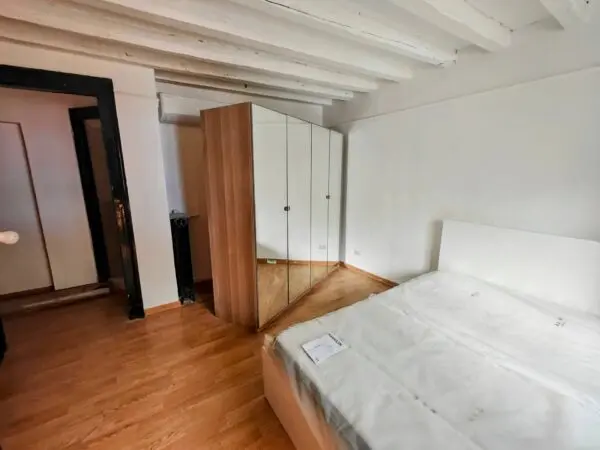 Appartamento corso Di Porta Vittoria 58, Milano