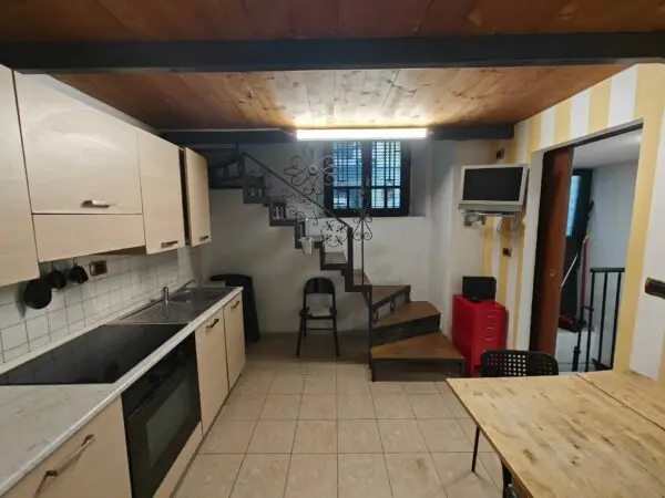 Appartamento via Clusone 2, Milano