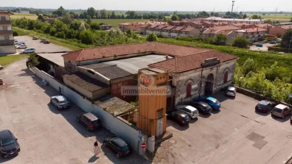 Negozio via Macello, Lonigo