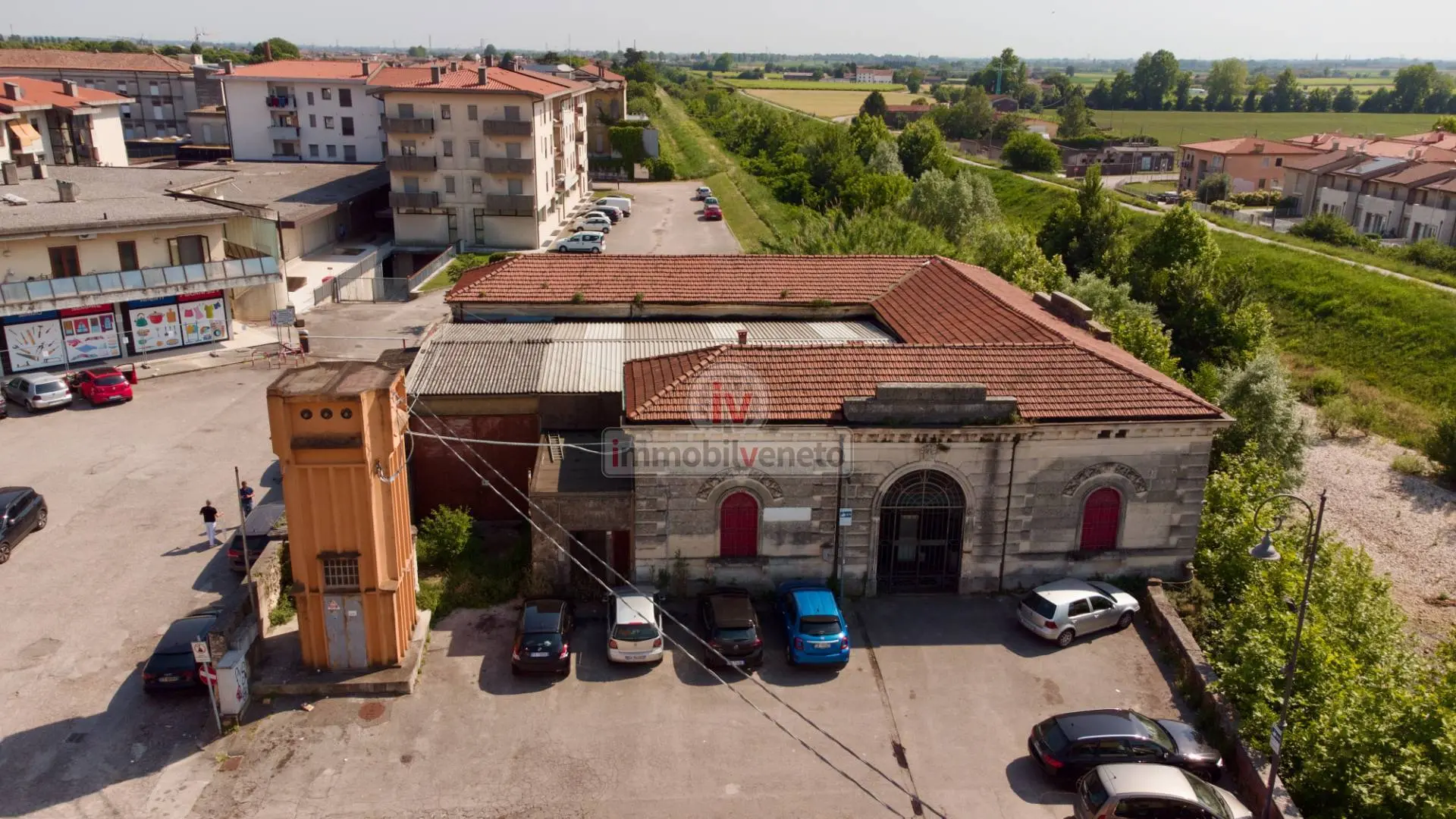 Immagine per Negozio in vendita a Lonigo VIA MACELLO 