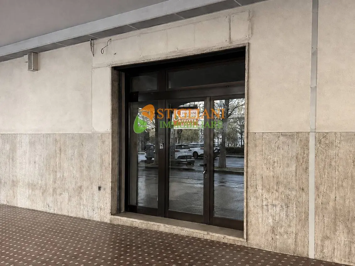 Immagine per Locale Commerciale in affitto a Campobasso Via Cavour 