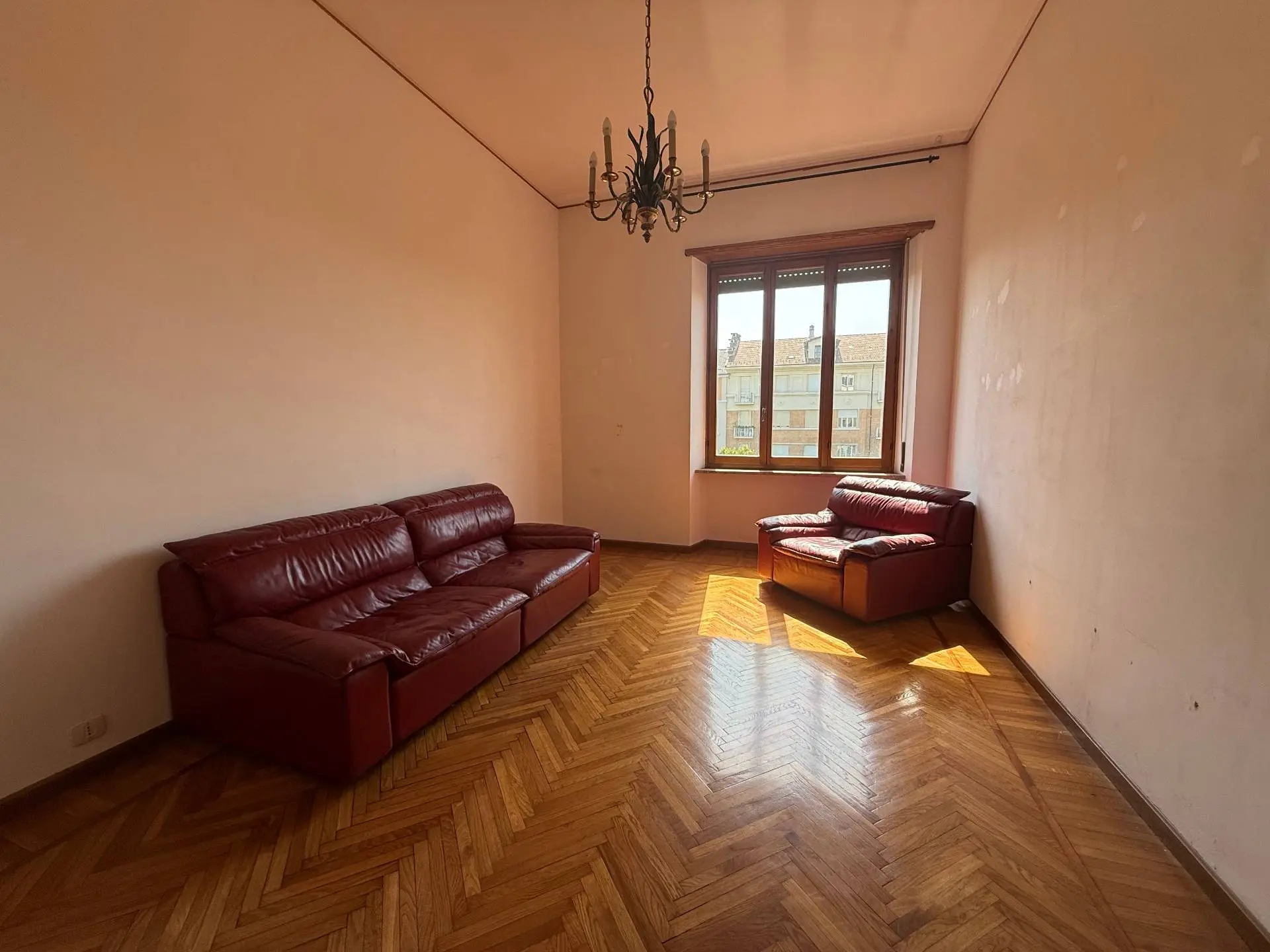 Immagine per Appartamento in affitto a Torino Corso Re Umberto 126