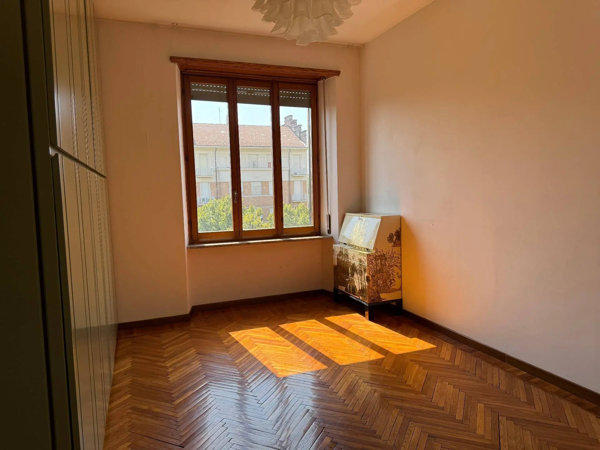 Immagine per Appartamento in affitto a Torino Corso Re Umberto 126
