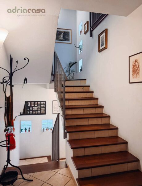 Villa via Tavoleto, San Clemente