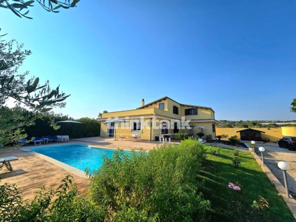 Villa strada Provinciale 44, Scicli