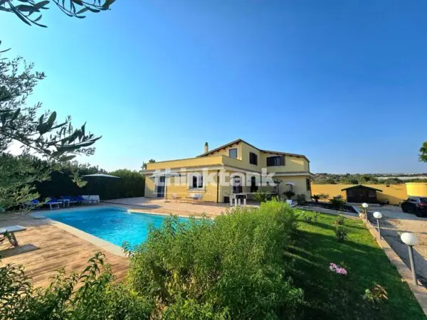 Villa strada Provinciale 44, Scicli