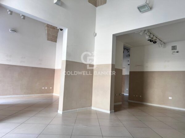 Immagine per Locale Commerciale in affitto a Galatina Corso Principe di Piemonte 2