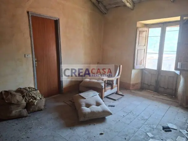 Casa Indipendente via Galileo Galilei, Graniti