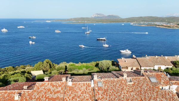 Appartamento via Ladunia 24, Olbia