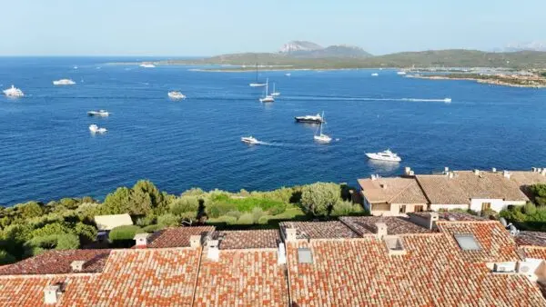 Appartamento via Ladunia 24, Olbia