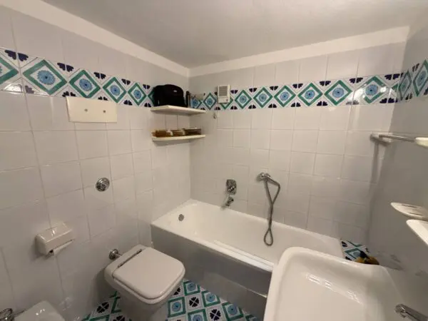 Appartamento via Ladunia 24, Olbia