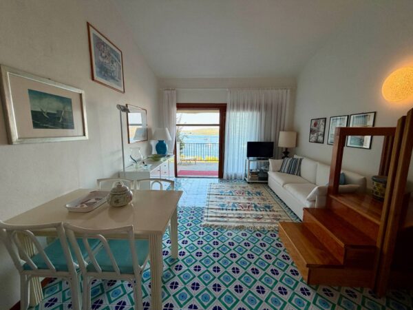 Appartamento via Ladunia 24, Olbia