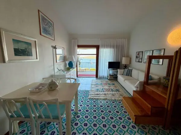 Appartamento via Ladunia 24, Olbia