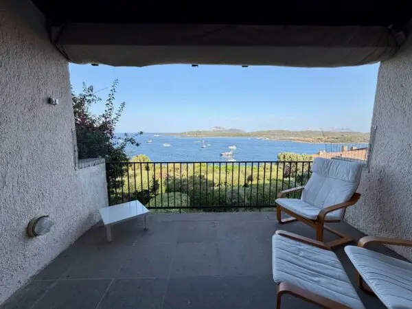 Appartamento via Ladunia 24, Olbia