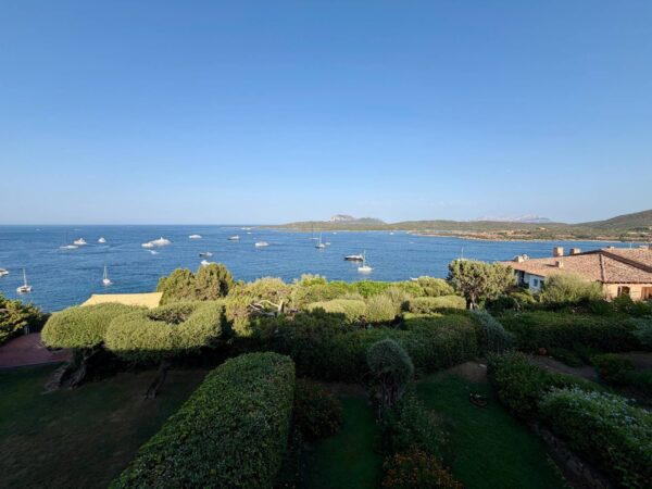 Appartamento via Ladunia 24, Olbia