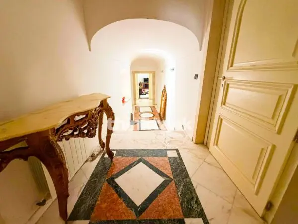 Appartamento via Della Maestranza, Siracusa