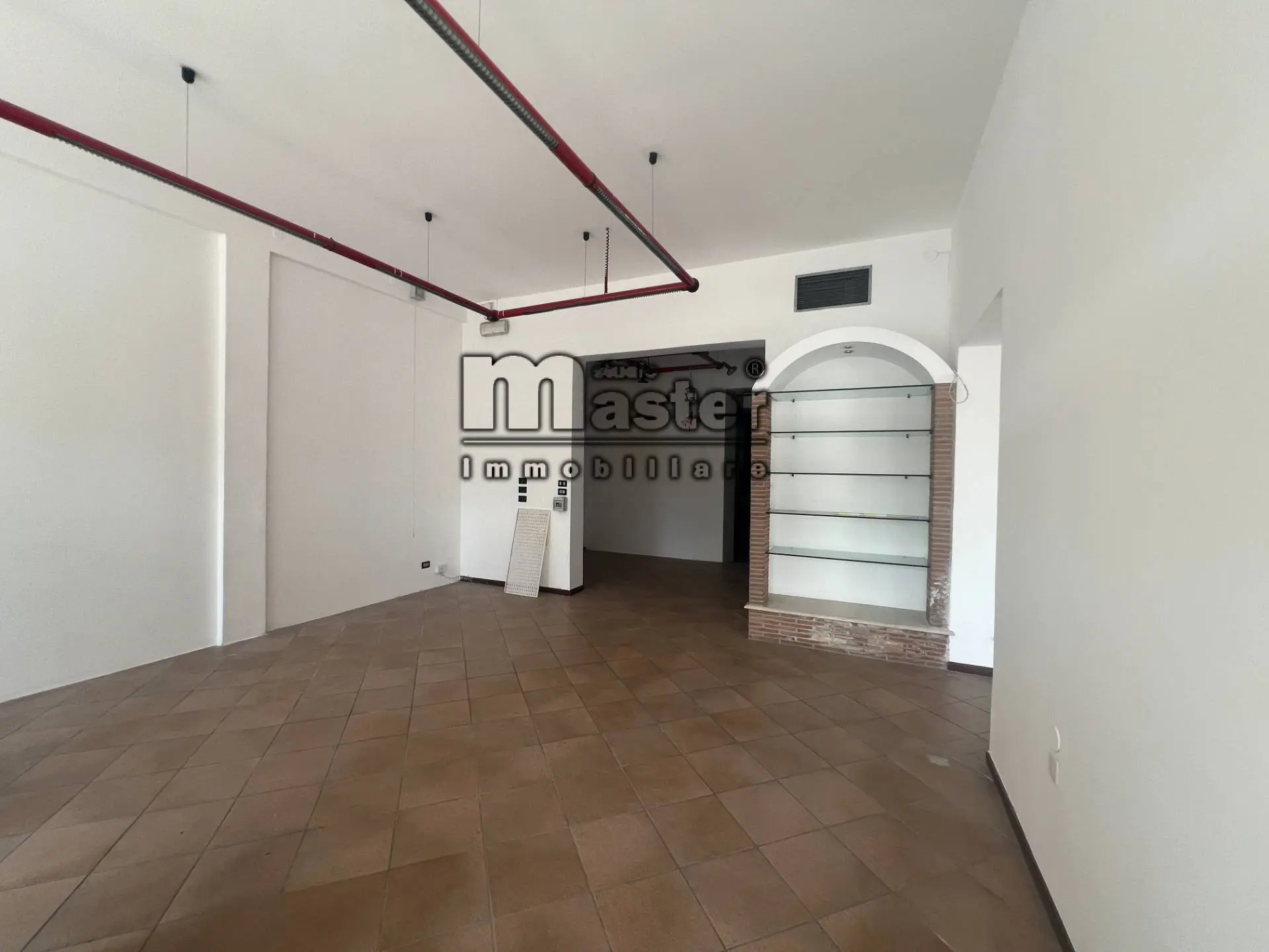Immagine per Negozio in affitto a Paese CASTAGNOLE CENTRO 