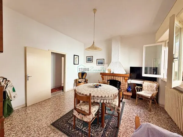 Casa Indipendente via Della Chiusa, Pietrasanta