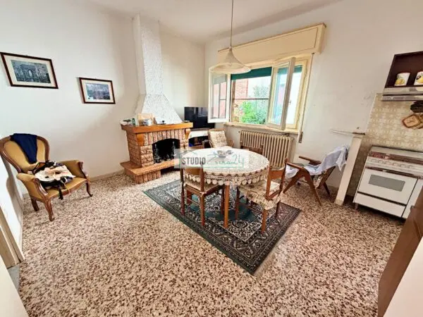 Casa Indipendente via Della Chiusa, Pietrasanta