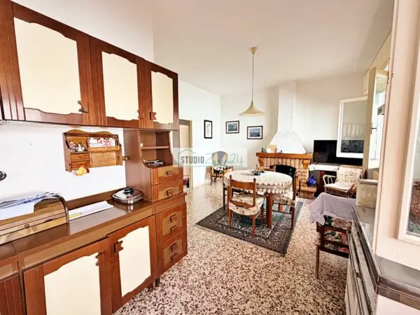 Casa Indipendente via Della Chiusa, Pietrasanta