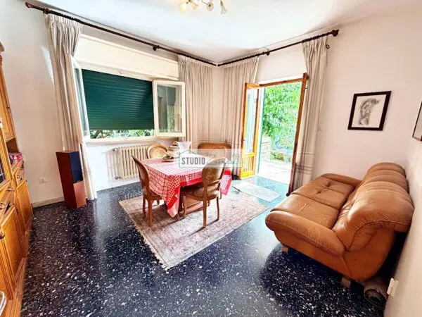 Casa Indipendente via Della Chiusa, Pietrasanta
