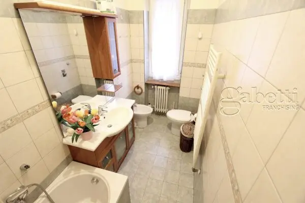 Appartamento via Cornaggia 20, Rho