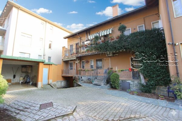 Monolocale via Cornaggia, Rho