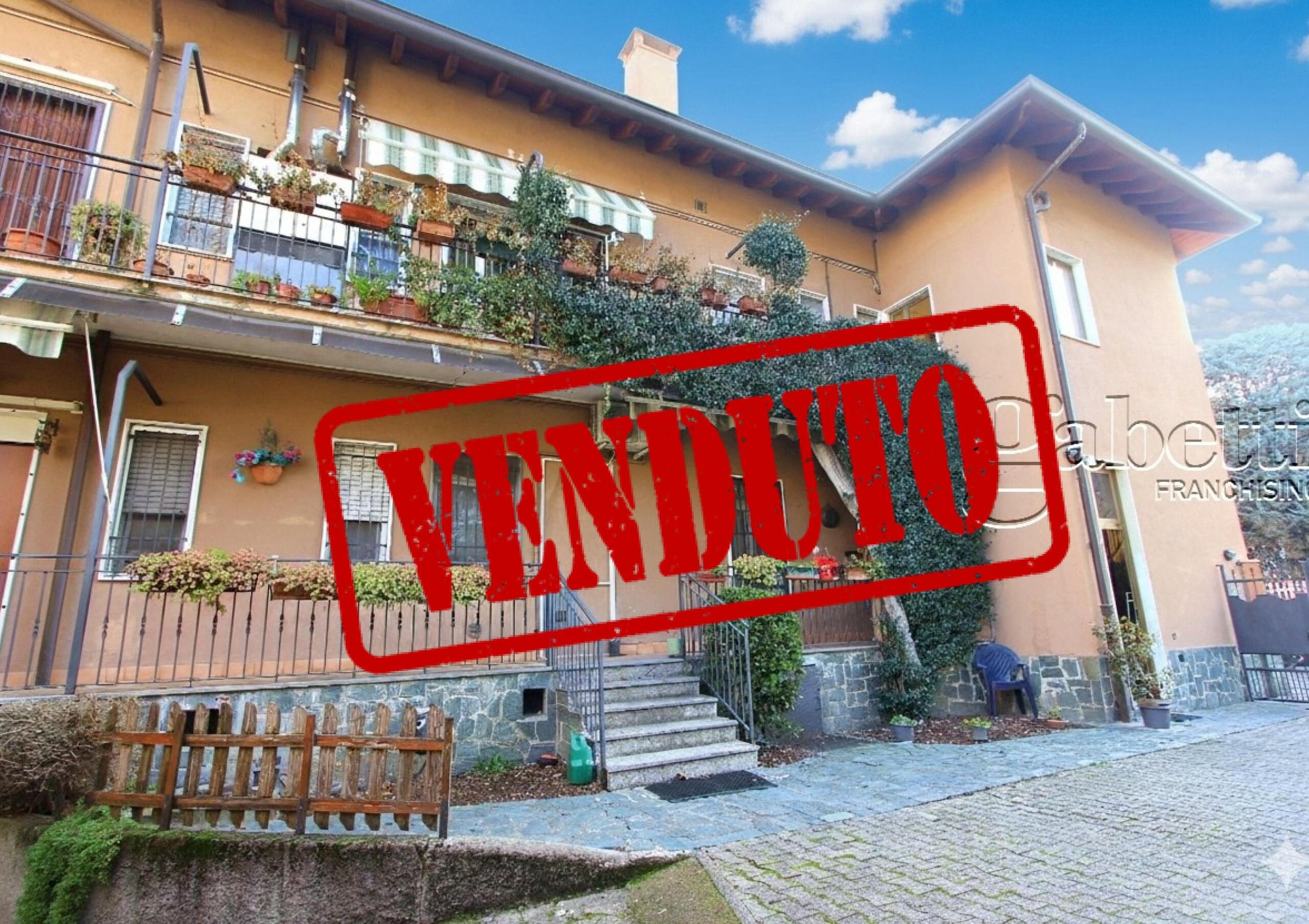 Appartamento via Cornaggia 20, Rho
