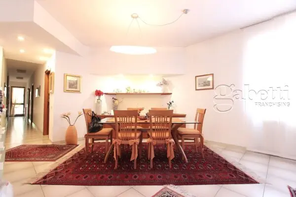 Immagine per Villa in vendita a Parabiago via Gian Battista Vico