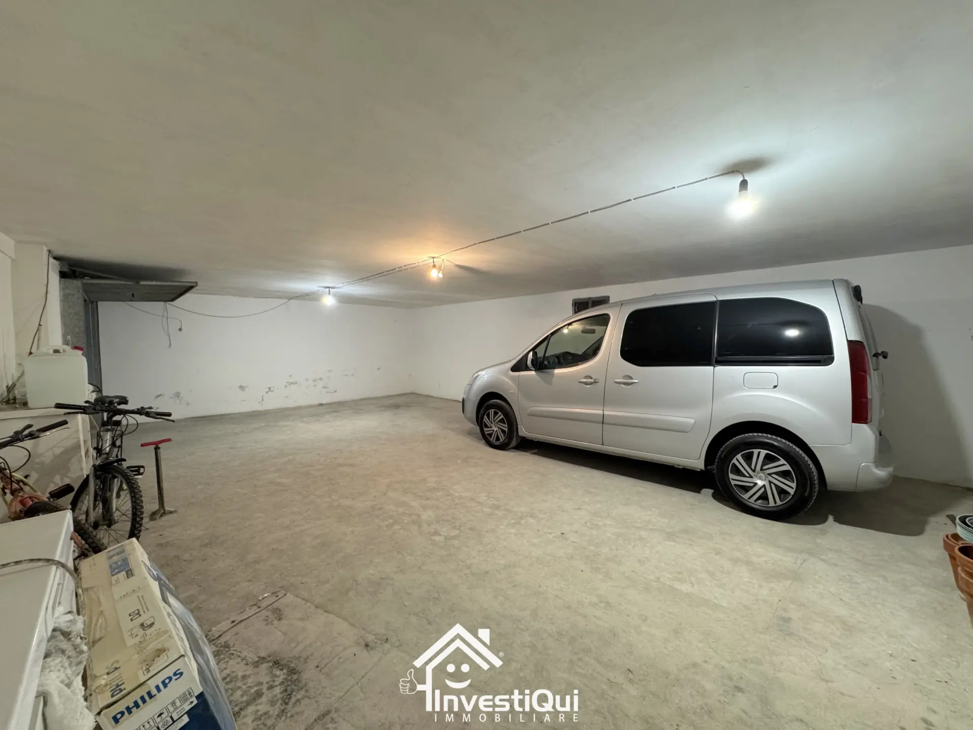 Immagine per Garage in vendita a Pietra Ligure piazza Nenni 18