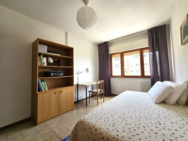 Stanza viale Lina Cavalieri 103, Roma