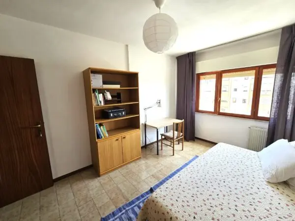 Stanza viale Lina Cavalieri 103, Roma