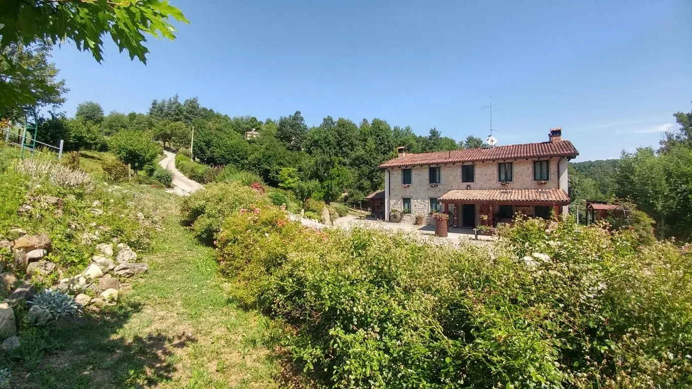Immagine per Casale in vendita a Zocca via Vignolese 1534