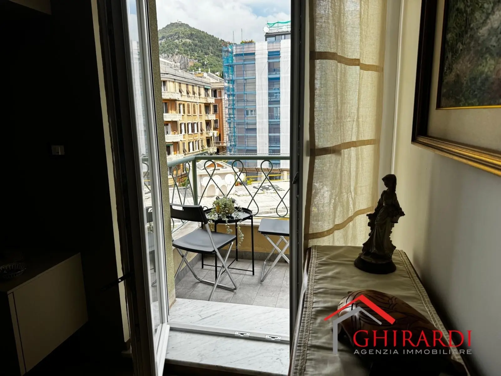 Immagine per Bilocale in affitto a Genova via Fogazzaro 9