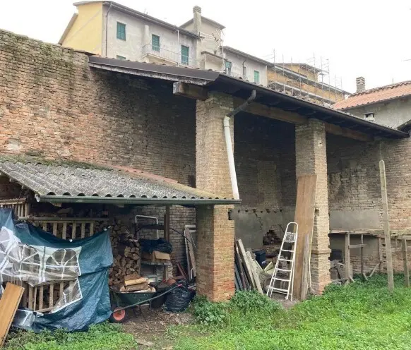 Terratetto via Montebello 64, Sale
