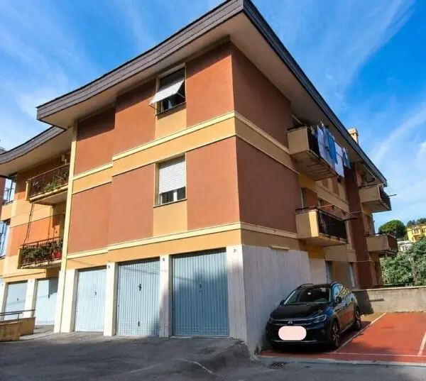 Appartamento via Del Manzasco 9/7, Genova