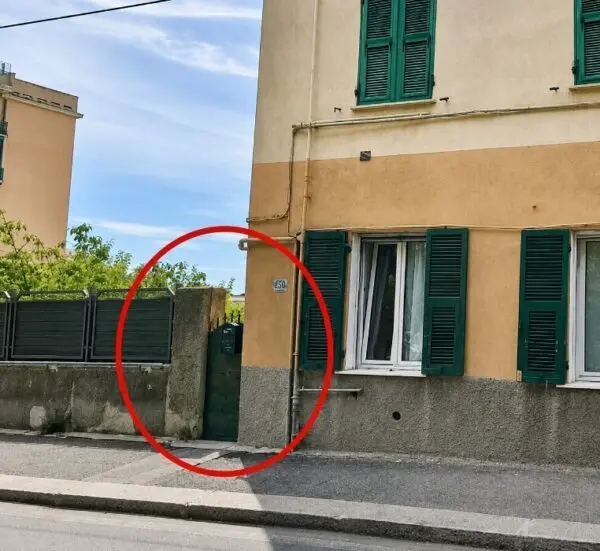 Magazzino via Borgoratti 65a, Genova