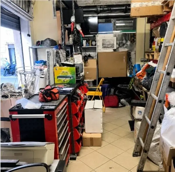 Immagine per Magazzino in asta a Genova via Del Campasso 56r