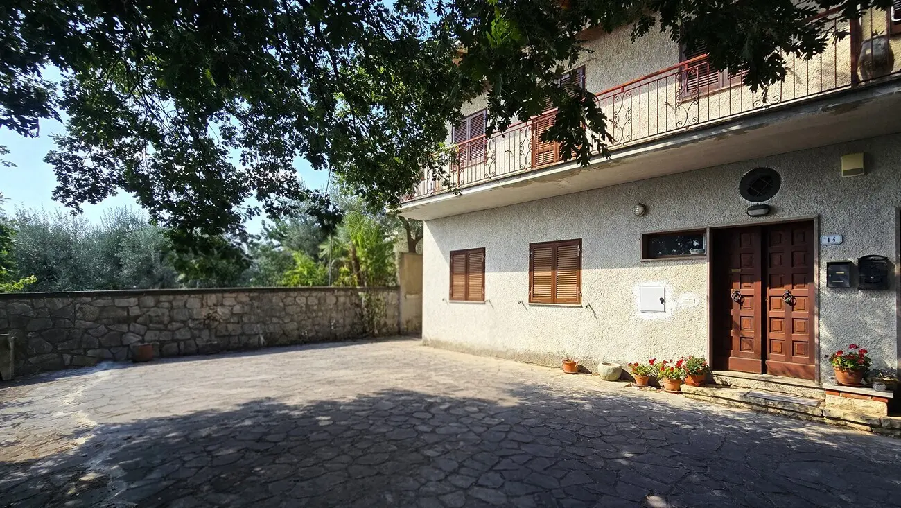 Immagine per Trilocale in vendita a Montecchio via Delle Mimose 37