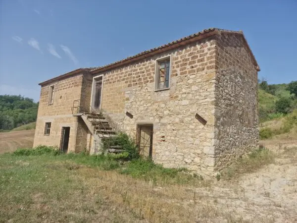 Rustico via Del Fossato, Guardea