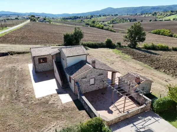 Casale via Vocabolo San Quirico, Avigliano Umbro