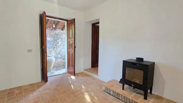 Casale 11, Guardea