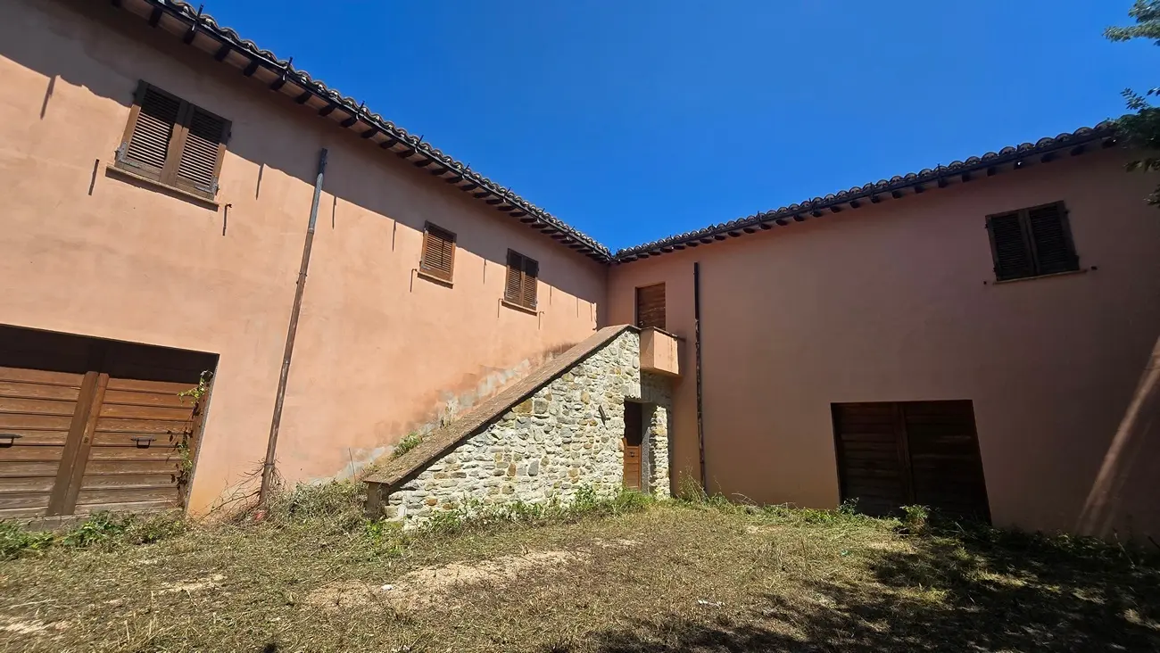 Immagine per Casale in vendita a Nocera Umbra via Vocabolo Caldognola 19