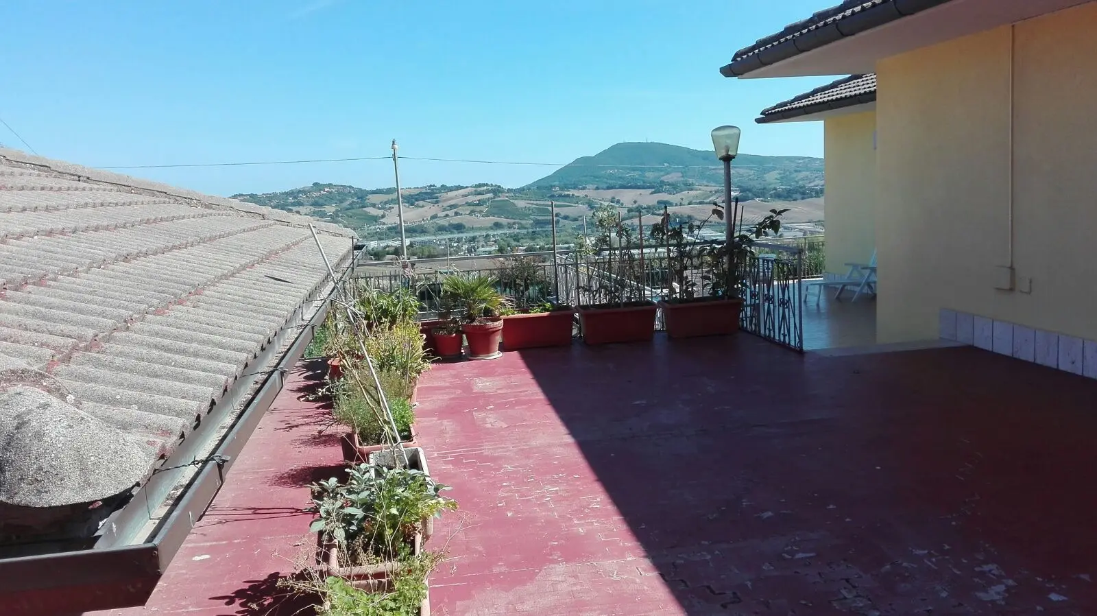 Immagine per Bilocale in affitto a Ancona via Candia