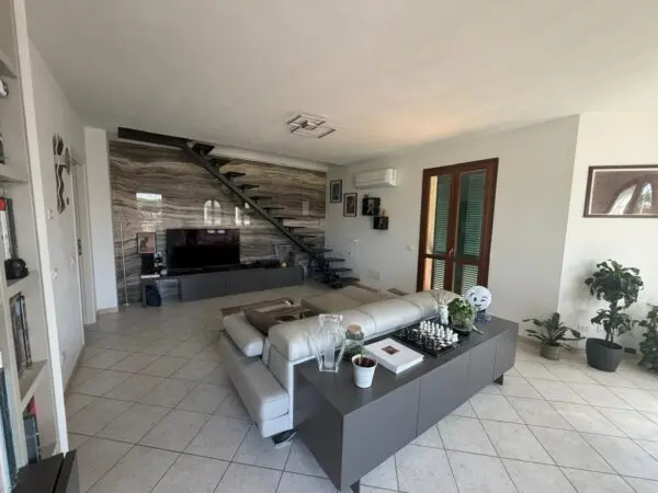 Villa A Schiera via Larga 37, Luni